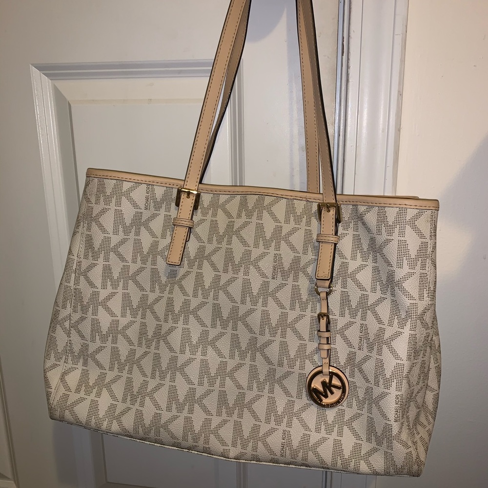 Vanilla Michael Kors Jetsetter Tote